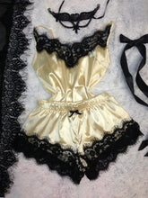 Load image into Gallery viewer, Hot selling Two-piece sexy lace underwear