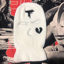 Load image into Gallery viewer, Trendy heart-shaped motorcycle windproof hat(AE4066)