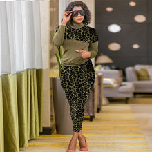 Load image into Gallery viewer, Women's leopard print stitching sports and leisure trousers two-piece suit