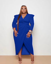 Load image into Gallery viewer, Sexy V-neck long sleeve plus dress(AY1479)