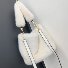 Load image into Gallery viewer, Hot plush bucket bag(A1143)