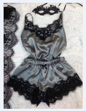 Load image into Gallery viewer, Hot selling Two-piece sexy lace underwear