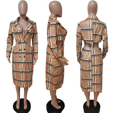 Load image into Gallery viewer, Fashion plaid back hollow trench coat(AY1462)