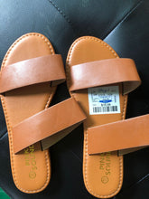 Load image into Gallery viewer, Best-selling classic slippers
