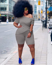 Load image into Gallery viewer, Plus size round neck two-piece suit AY1069