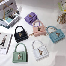 Load image into Gallery viewer, Fashion triangle metal messenger mini bag(AB2041)