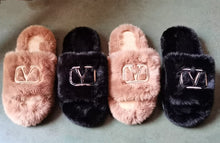 Load image into Gallery viewer, Fashion Letter Buckle Plush Slippers(HPSD183)