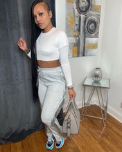 Load image into Gallery viewer, Fashion solid color slit fringed trousers(AY1759)