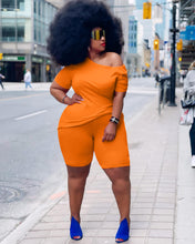 Load image into Gallery viewer, Plus size round neck two-piece suit AY1069