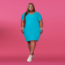 Load image into Gallery viewer, Plus size round neck solid color dress AY1044