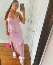 Load image into Gallery viewer, Solid color ruffled pleated dress