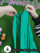 Load image into Gallery viewer, Solid Color Puff Sleeve Dress（AY2272）
