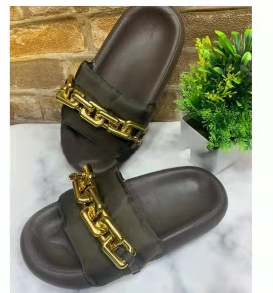 Hot metal chain bread slippers