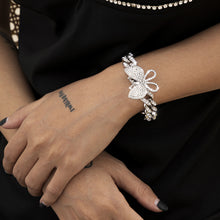 Load image into Gallery viewer, Hot Sale Light Luxury Flash Diamond Butterfly Bracelet
