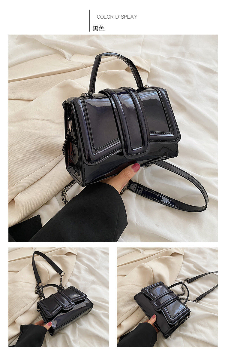 Patent leather diagonal bag AB2082